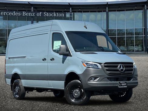 New 2026 Mercedes-Benz Sprinter 2500 image 2