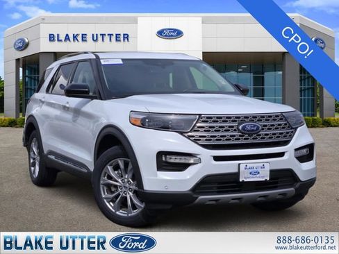 Certified 2022 Ford Explorer Limited AWD/4WD image 1