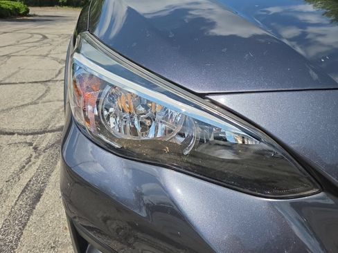 Used 2018 Subaru Crosstrek 2.0i Premium AWD/4WD image 4