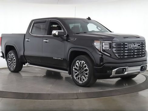 Used 2023 GMC Sierra 1500 Denali Ultimate AWD/4WD image 2