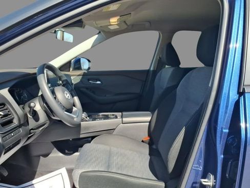 Used 2023 Nissan Rogue SV image 20