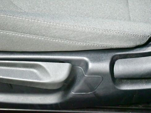 Used 2025 Kia K4 FWD image 12