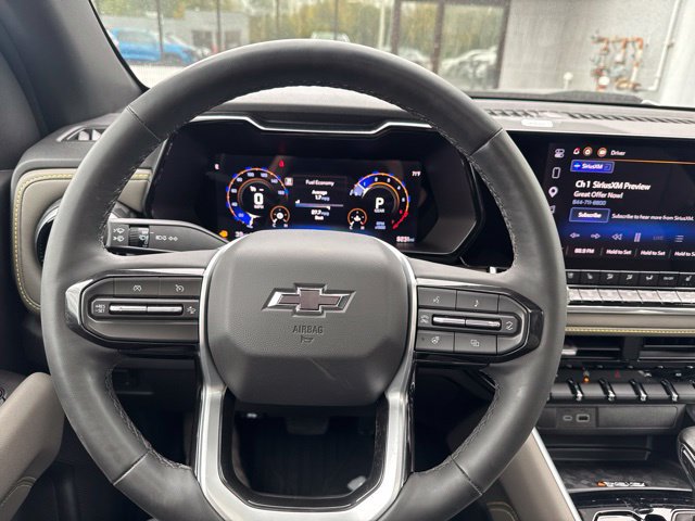 Used 2024 Chevrolet Colorado ZR2 w/ ZR2 Convenience Package III AWD/4WD image 17