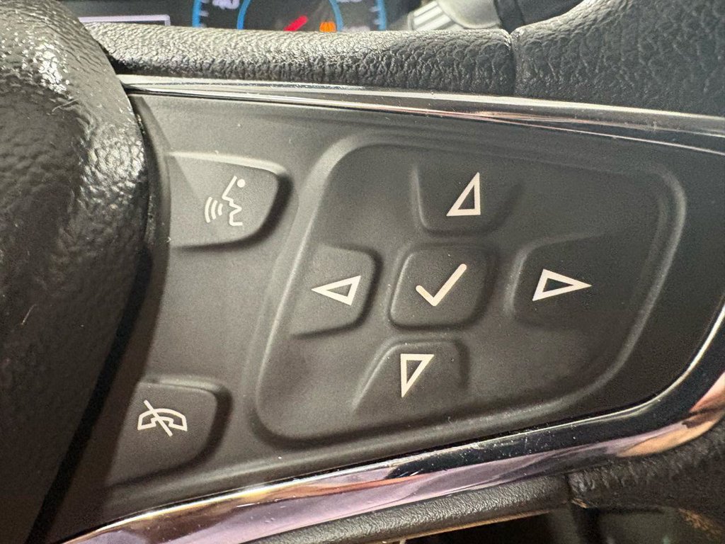 Used 2016 Chevrolet Cruze LT FWD image 28