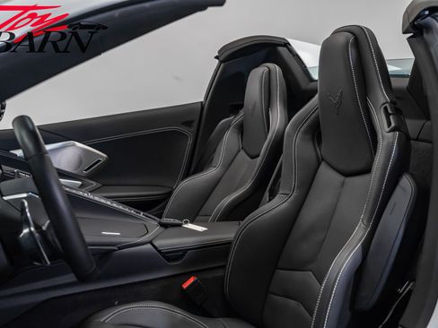 Used 2024 Chevrolet Corvette Stingray Preferred Conv w/ 2LT image 31