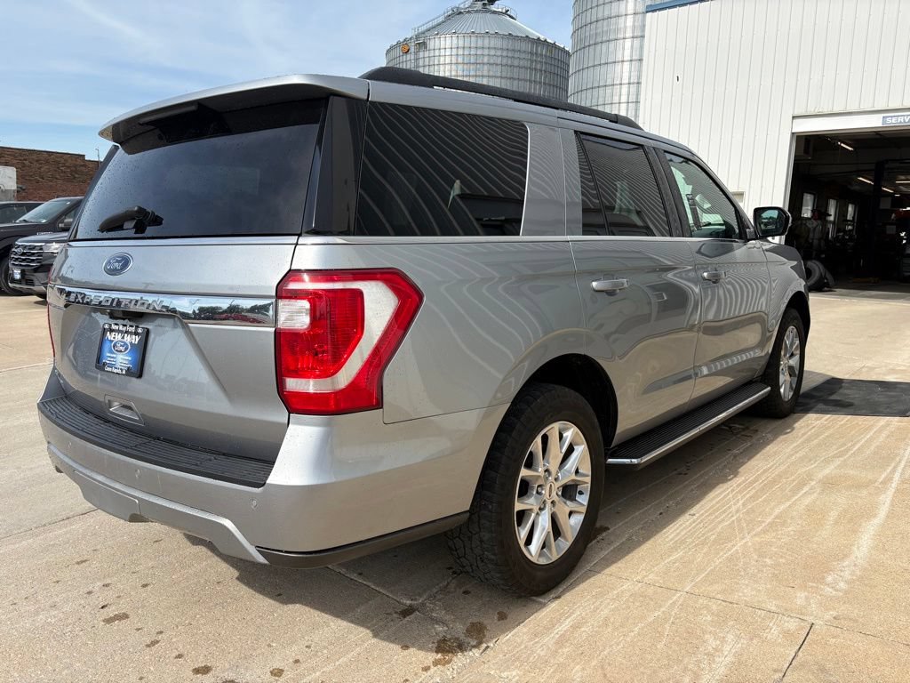 Used 2021 Ford Expedition XLT AWD/4WD image 4