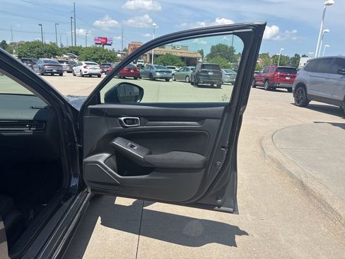 Used 2024 Honda Civic LX image 17
