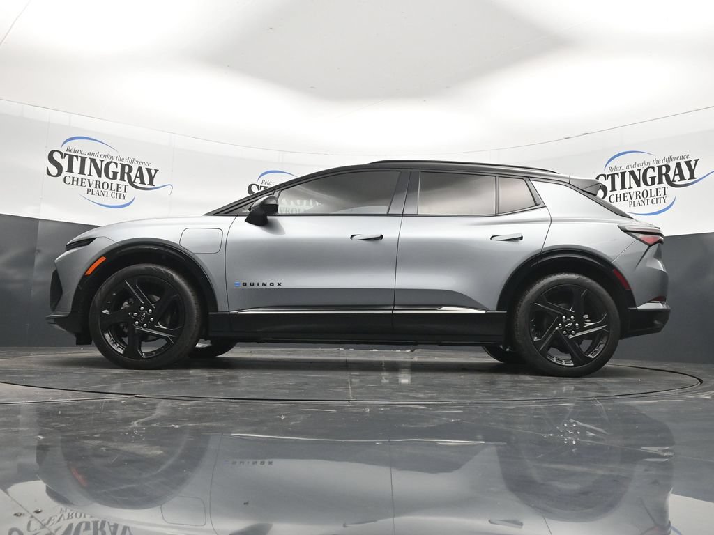 Used 2026 Chevrolet Equinox EV RS w/ LPO, All-Weather Mat Package FWD image 29