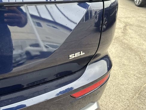 New 2025 Mitsubishi Outlander SEL image 6