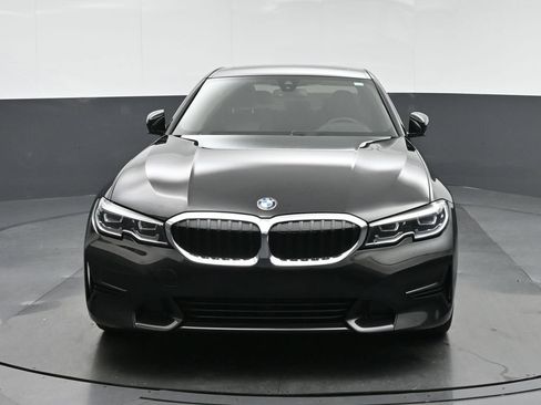 Used 2020 BMW 330i xDrive Sedan w/ Premium Package AWD/4WD image 2