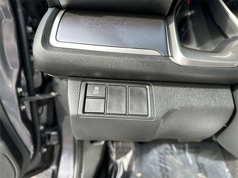 Used 2018 Honda Civic EX-L image 29
