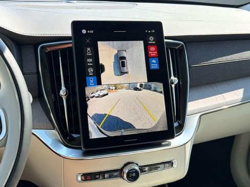 New 2026 Volvo XC90 B6 Ultra w/ Protection Package Premier AWD/4WD image 25