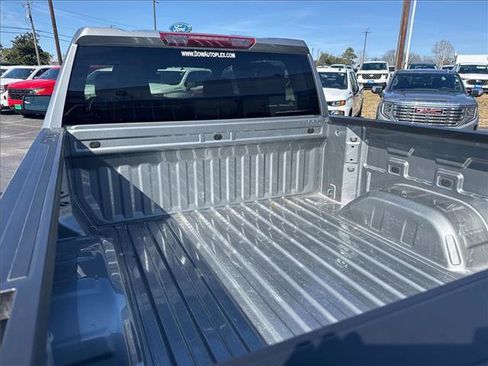 Used 2024 GMC Sierra 1500 Pro w/ Pro Value Package image 11