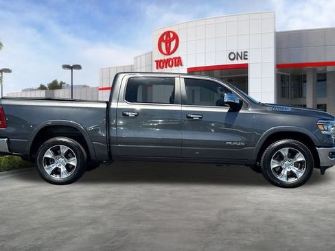 Used 2022 RAM 1500 Laramie AWD/4WD image 3