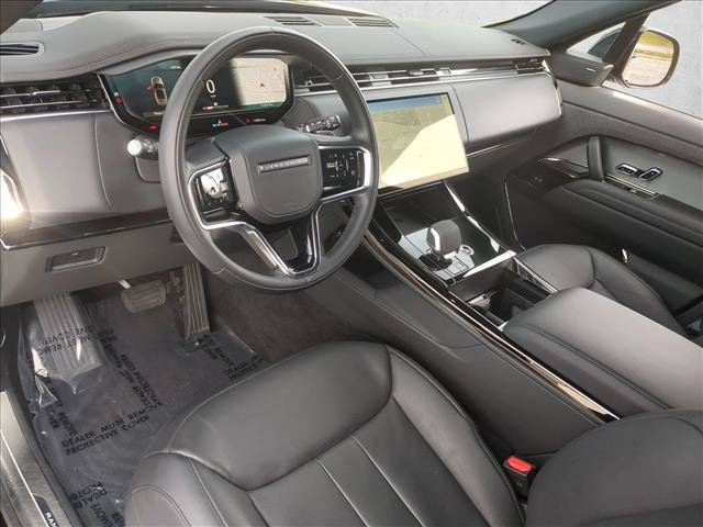 Used 2025 Land Rover Range Rover Sport SE AWD/4WD image 11