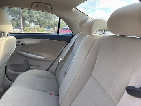 Used 2012 Toyota Corolla LE FWD image 10