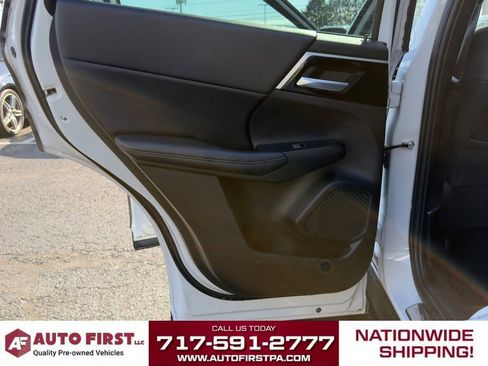 Used 2023 Mitsubishi Outlander SE image 10