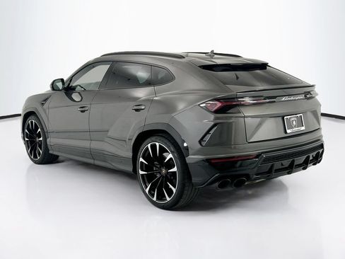 Used 2022 Lamborghini Urus AWD/4WD image 7
