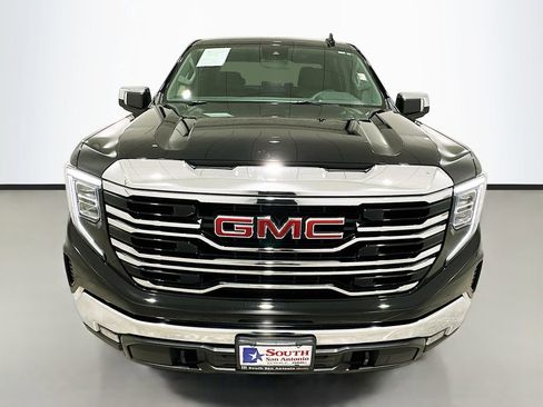 Used 2024 GMC Sierra 1500 SLT w/ X31 Off-Road Package AWD/4WD image 2