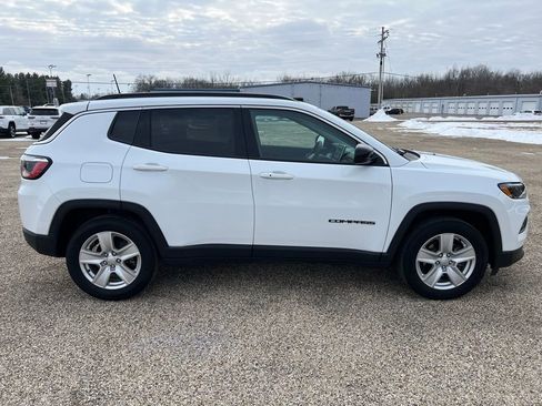 Used 2022 Jeep Compass Latitude image 6