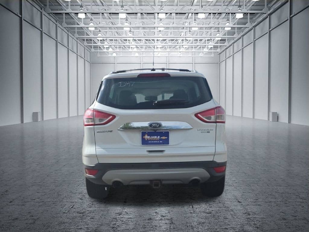 Used 2016 Ford Escape Titanium w/ Equipment Group 301A AWD/4WD image 5