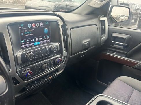 Used 2018 GMC Sierra 1500 SLE w/ SLE Value Package image 28