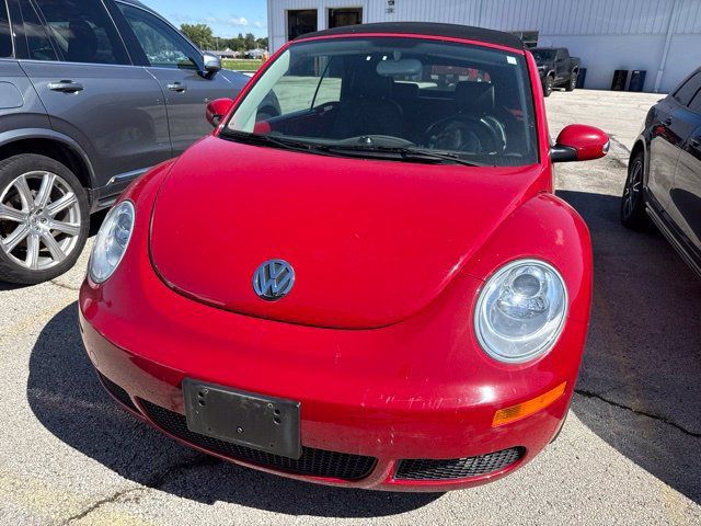 Used 2009 Volkswagen Beetle S FWD image 8