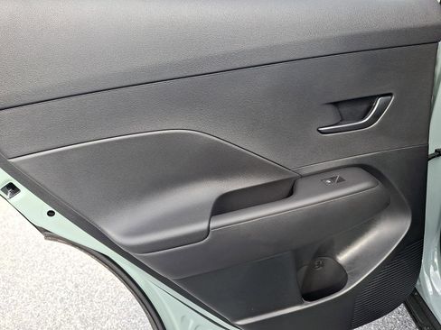 New 2026 Hyundai Kona SE image 8