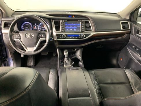 Used 2015 Toyota Highlander Limited image 42