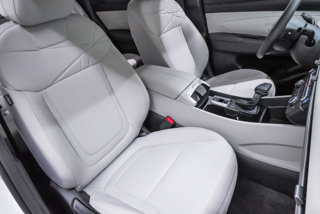 Certified 2026 Hyundai Tucson SE FWD image 14