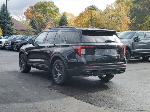 New 2026 Ford Explorer ST w/ Sun And Sound Package image 6