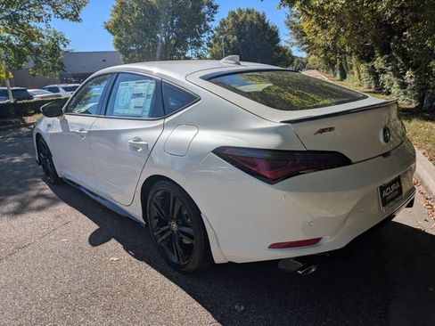 New 2026 Acura Integra A-Spec image 2
