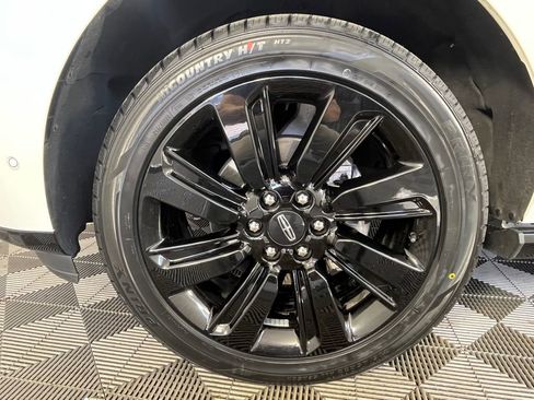 Used 2023 Lincoln Navigator Reserve AWD/4WD image 14