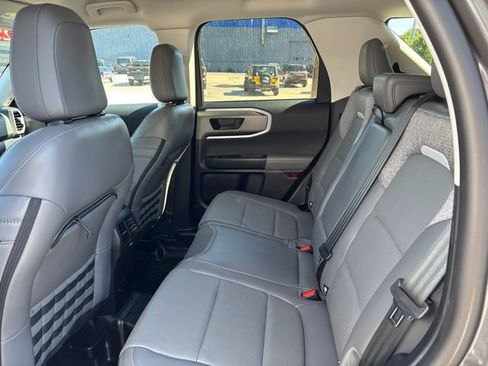 Used 2025 Ford Bronco Sport Badlands AWD/4WD image 5