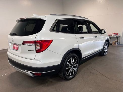 Used 2020 Honda Pilot Touring image 3
