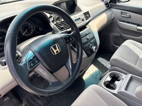 Used 2012 Honda Odyssey EX image 10