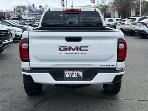 Used 2024 GMC Canyon AT4X image 10