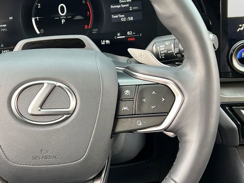 Used 2026 Lexus TX 350 AWD w/ Technology Package image 19