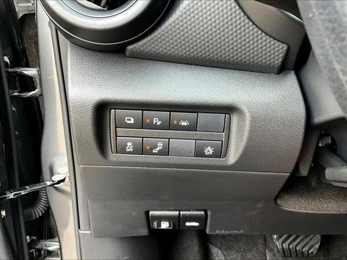 Used 2025 Nissan Kicks Play S image 31