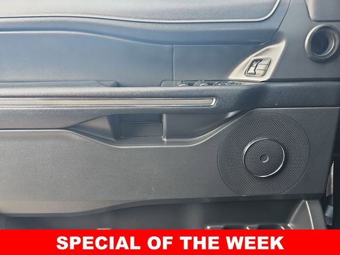 Used 2024 Ford Expedition XLT image 29