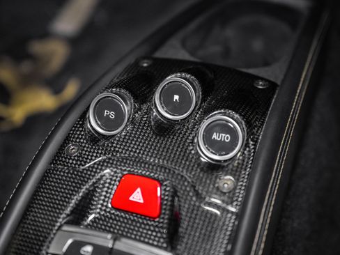 Used 2011 Ferrari 458 Italia Coupe RWD image 36