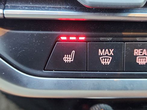 Certified 2024 BMW X3 xDrive30i w/ Premium Package image 25