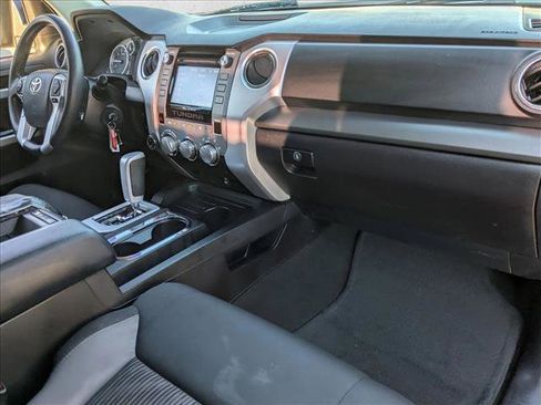 Used 2016 Toyota Tundra SR5 w/ SR5 Upgrade Package image 20