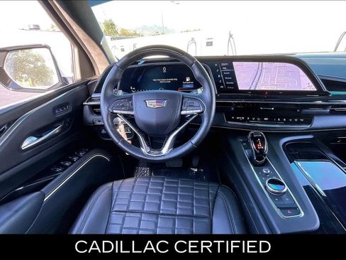 Certified 2024 Cadillac Escalade ESV V w/ Heavy-Duty Trailer Package AWD/4WD image 7