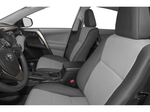 Used 2015 Toyota RAV4 Limited w/ Technology Package AWD/4WD image 4