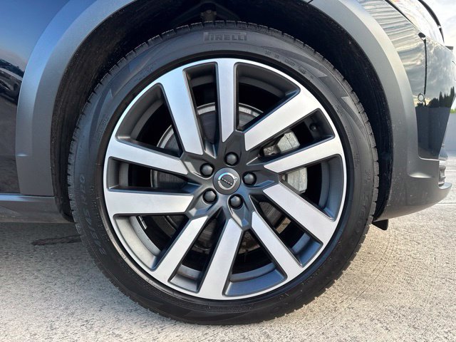Certified 2025 Volvo V90 B6 Cross Country Ultra AWD/4WD image 11