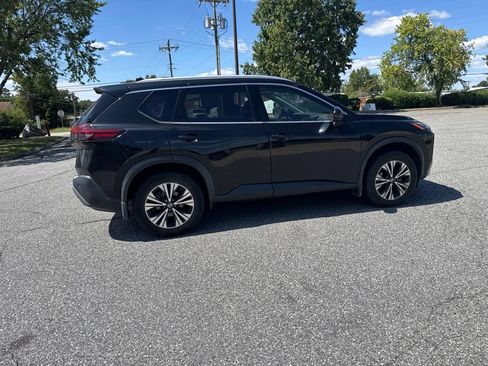 Used 2021 Nissan Rogue SV w/ Premium Package AWD/4WD image 12