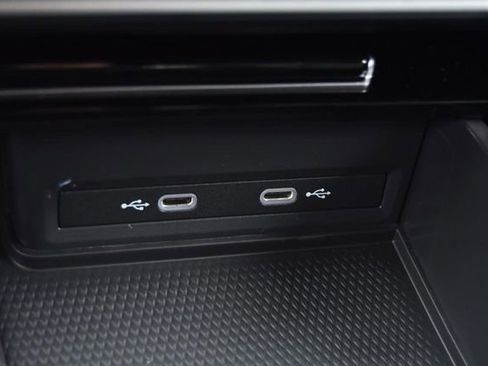 New 2026 Volkswagen Atlas Cross Sport SE image 16