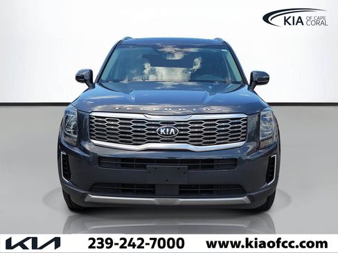 Used 2020 Kia Telluride S w/ S 8 Passenger Seating Package AWD/4WD image 2