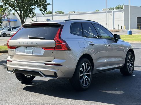 Used 2024 Volvo XC60 B5 Plus w/ Climate Package AWD/4WD image 13